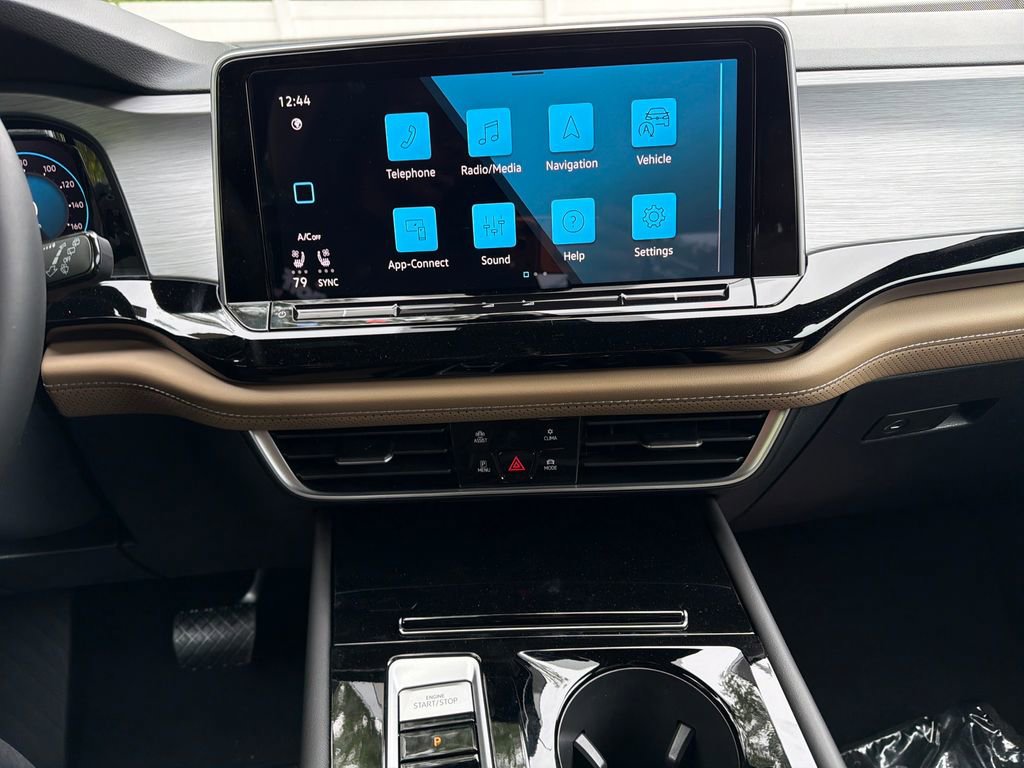 New 2026 Volkswagen Atlas Cross Sport SE AWD/4WD image 19