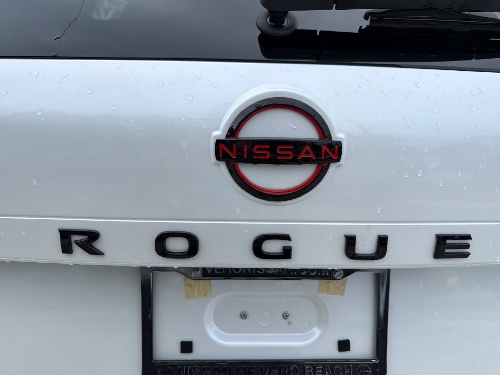 Certified 2026 Nissan Rogue SV w/ Rock Creek Premium Package AWD/4WD image 10