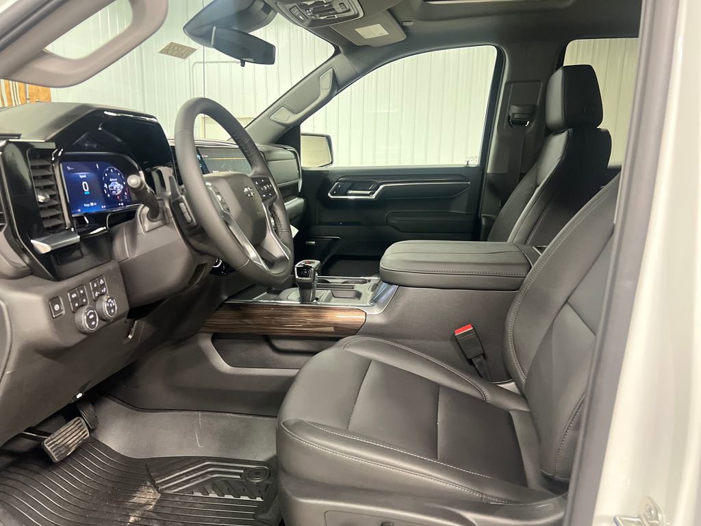 New 2026 Chevrolet Silverado 1500 LT Trail Boss w/ LT Trail Boss Premium Package AWD/4WD image 12