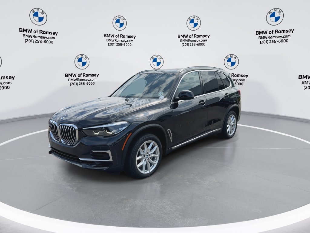 Used 2023 BMW X5 xDrive40i AWD/4WD image 4