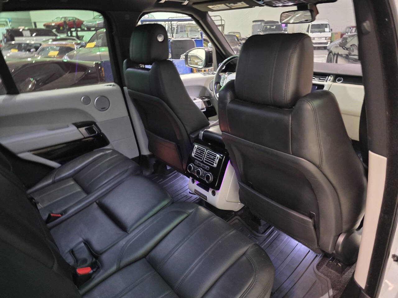 Used 2016 Land Rover Range Rover HSE AWD/4WD image 47