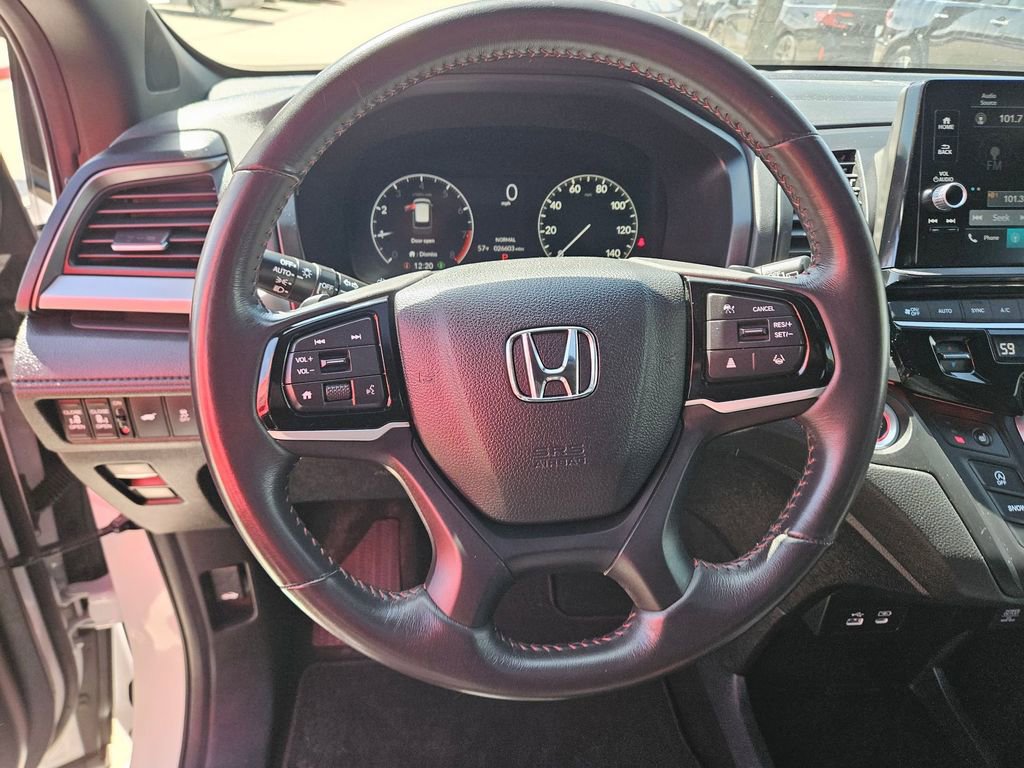 Used 2025 Honda Odyssey Sport-L image 18