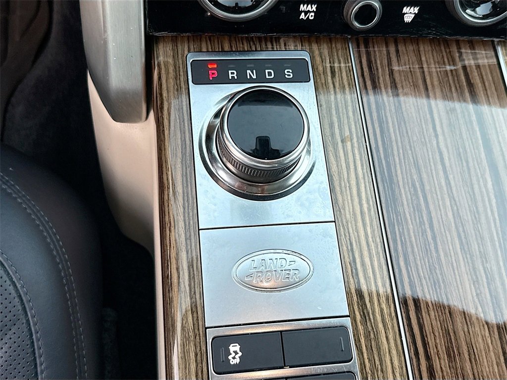 Used 2018 Land Rover Range Rover Supercharged image 18