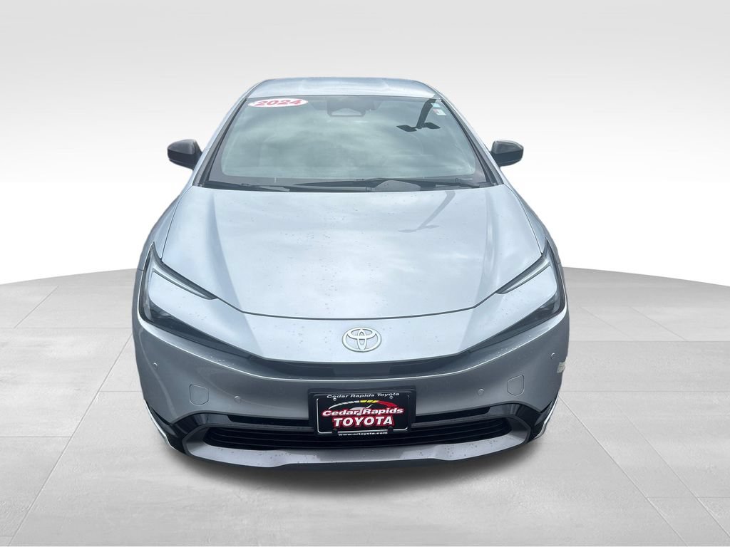 Certified 2024 Toyota Prius XLE FWD image 11