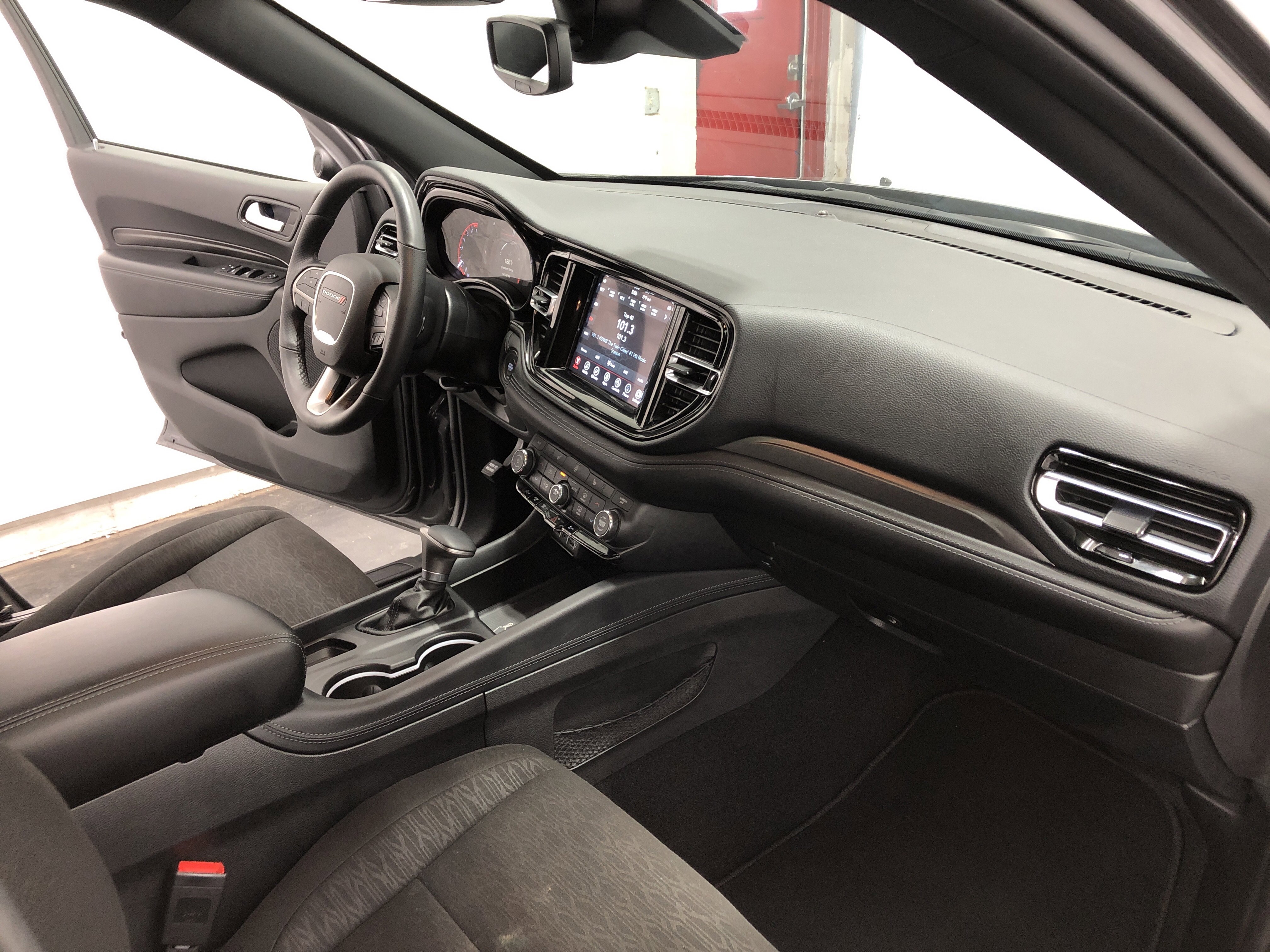 Used 2024 Dodge Durango SXT image 12