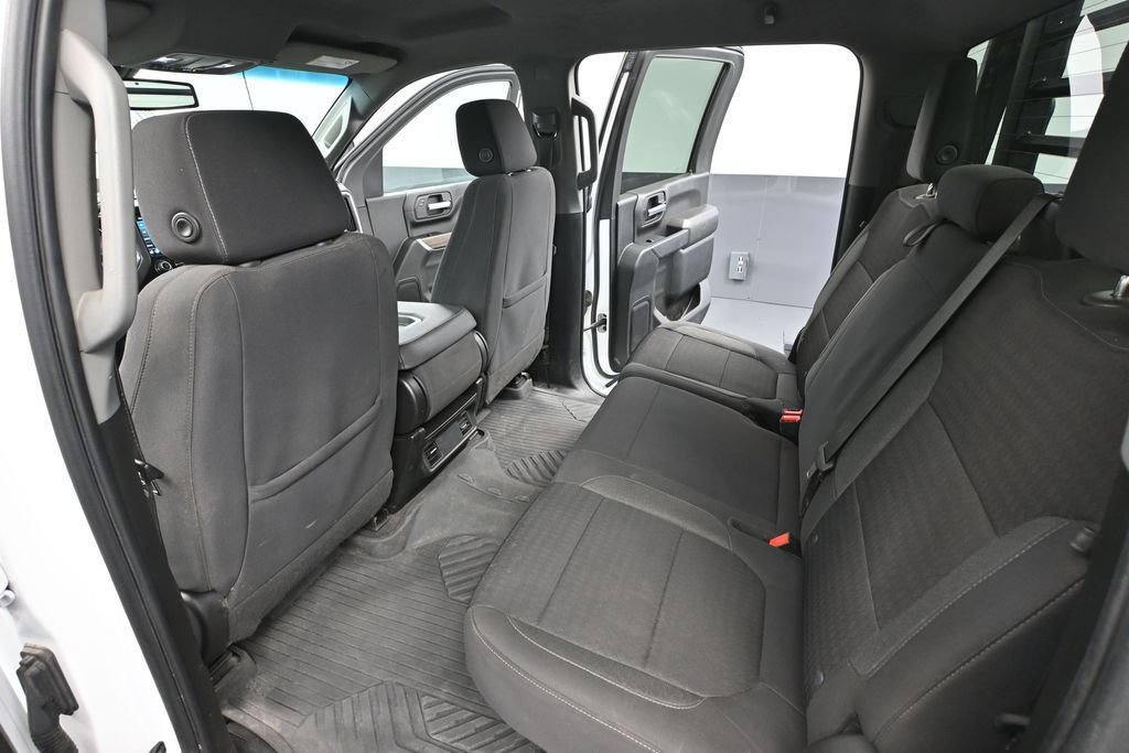 Used 2023 Chevrolet Silverado 2500 LT AWD/4WD image 39