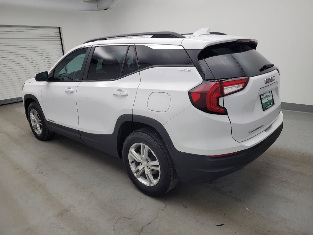 Used 2023 GMC Terrain SLE w/ Driver Convenience Package AWD/4WD image 3