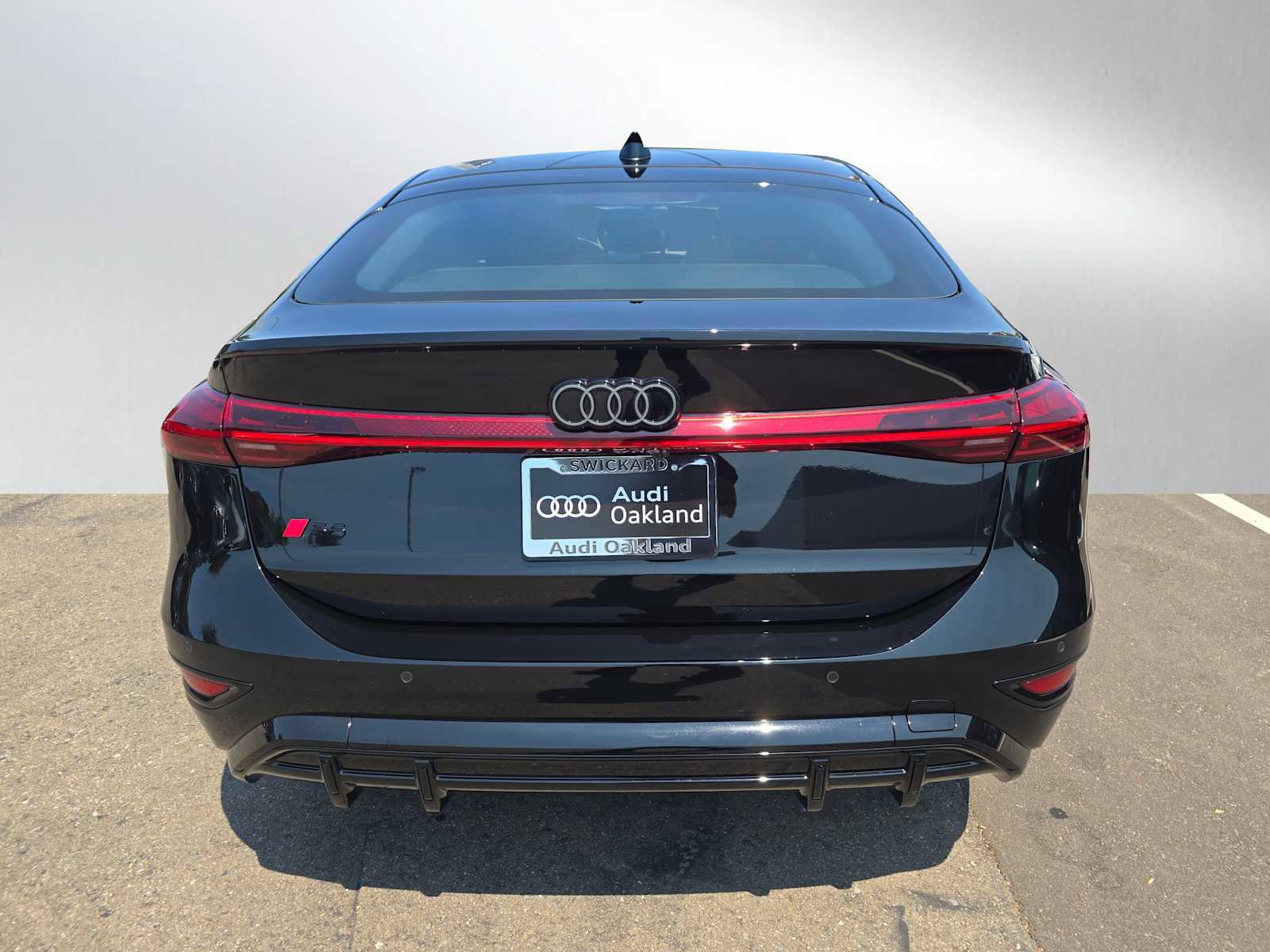 New 2025 Audi S6 e-tron Prestige image 4