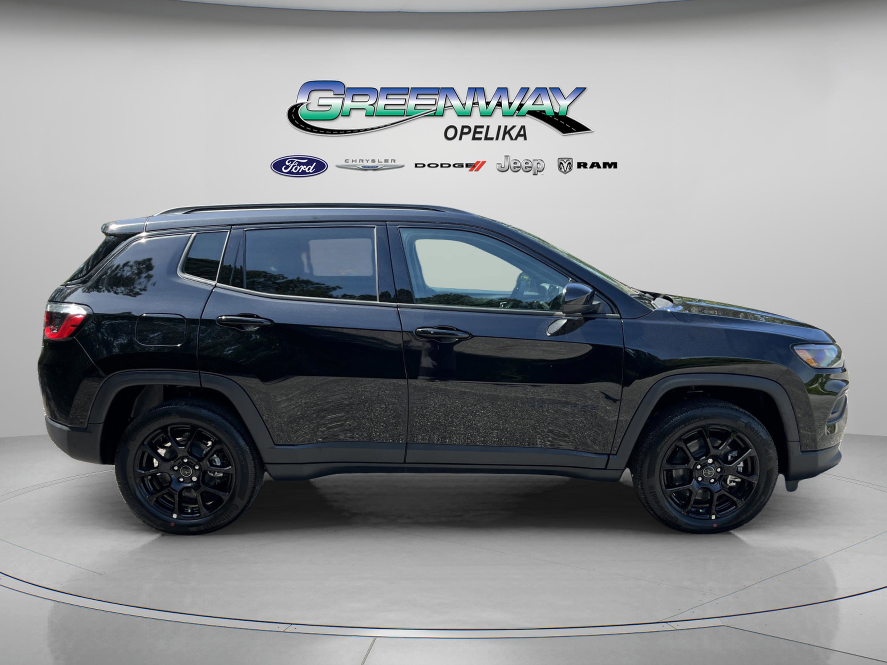 New 2026 Jeep Compass Latitude AWD/4WD image 8