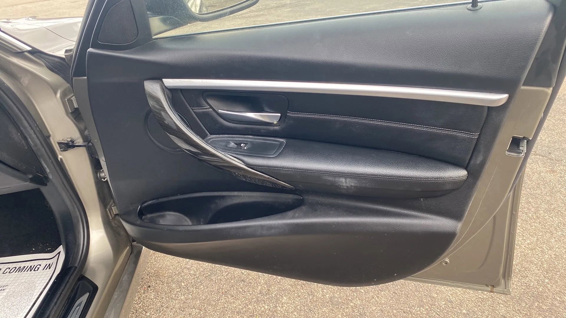 Used 2017 BMW 330i xDrive Sedan image 11