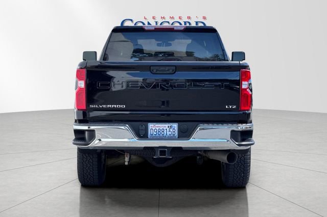 Used 2022 Chevrolet Silverado 2500 LTZ AWD/4WD image 5