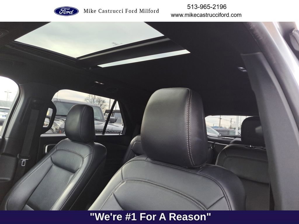 Used 2020 Ford Explorer XLT w/ Equipment Group 202A image 23