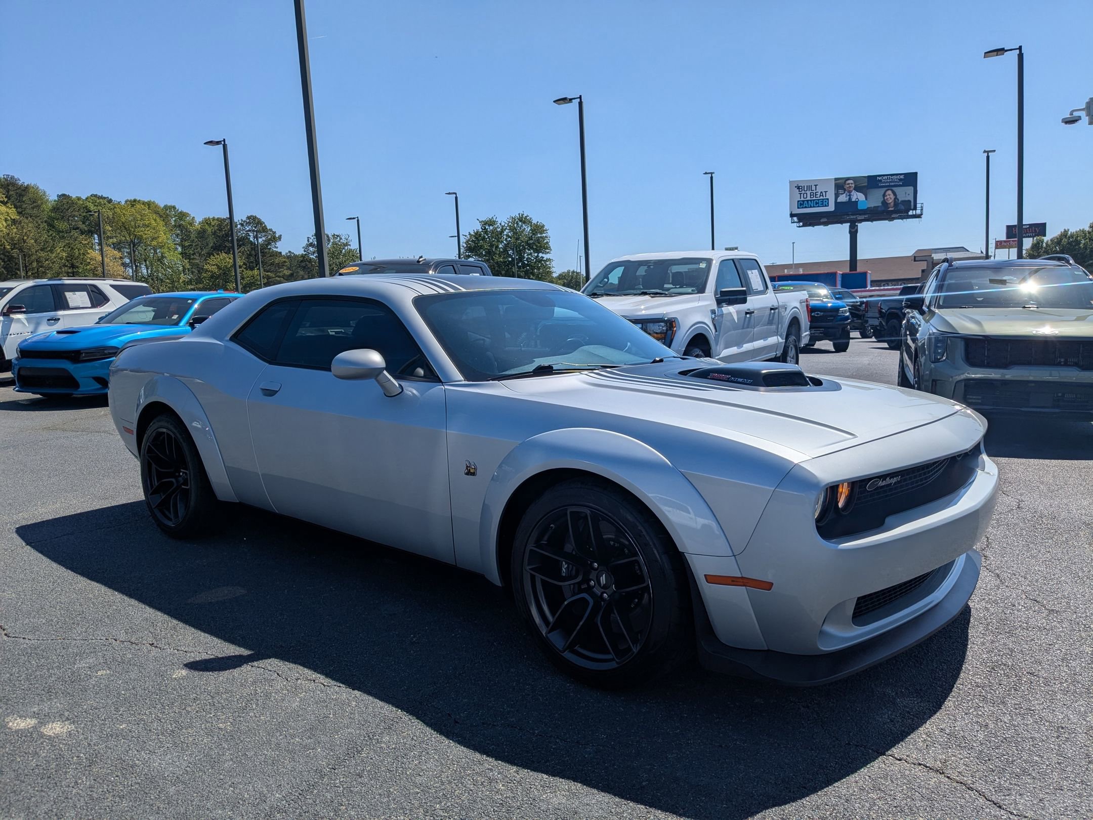 Used 2022 Dodge Challenger R/T Scat Pack RWD image 3