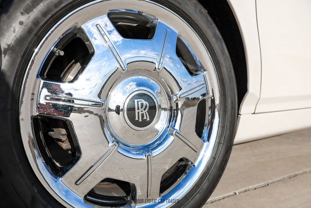 Used 2012 Rolls-Royce Phantom Sedan RWD image 64