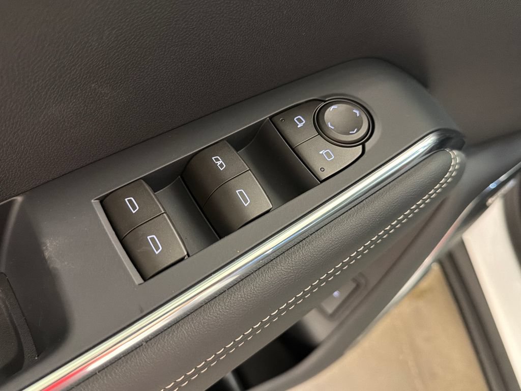 New 2026 GMC Acadia Elevation w/ Black Edition FWD image 21