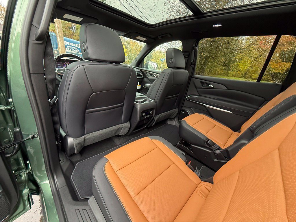 New 2027 Chevrolet Traverse Z71 w/ Enhanced Driving Package AWD/4WD image 25