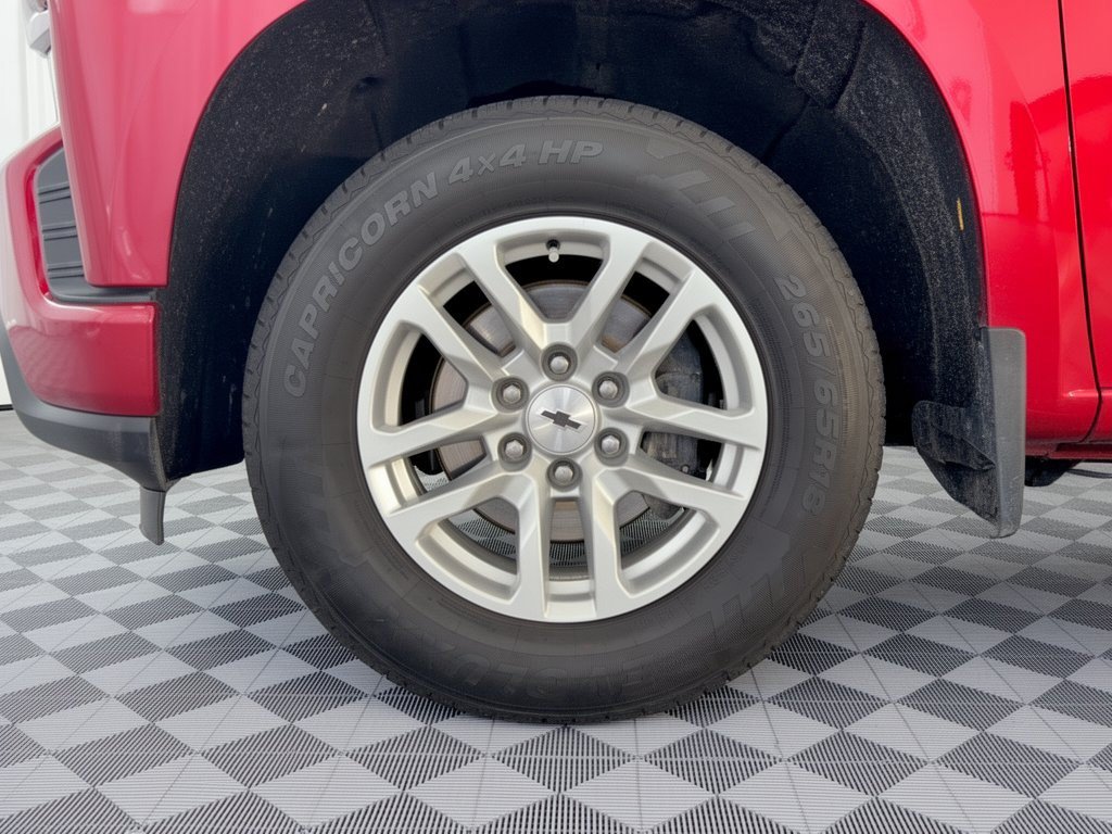 Used 2022 Chevrolet Silverado 1500 RST AWD/4WD image 13