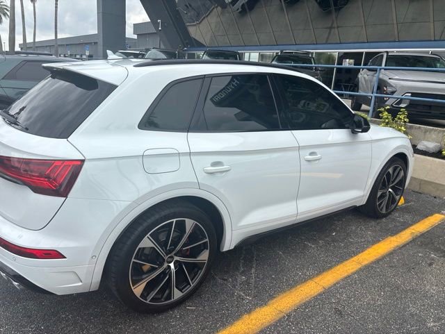 Used 2021 Audi SQ5 Prestige w/ Prestige Package AWD/4WD image 4