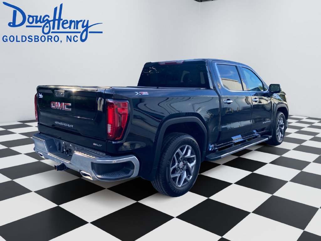Used 2023 GMC Sierra 1500 SLT w/ SLT Premium Package AWD/4WD image 5