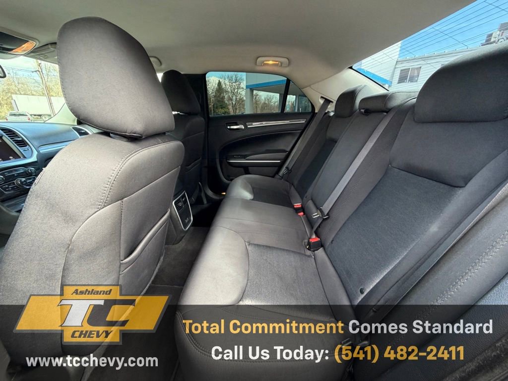 Used 2021 Chrysler 300 Touring w/ Sport Appearance Package image 12