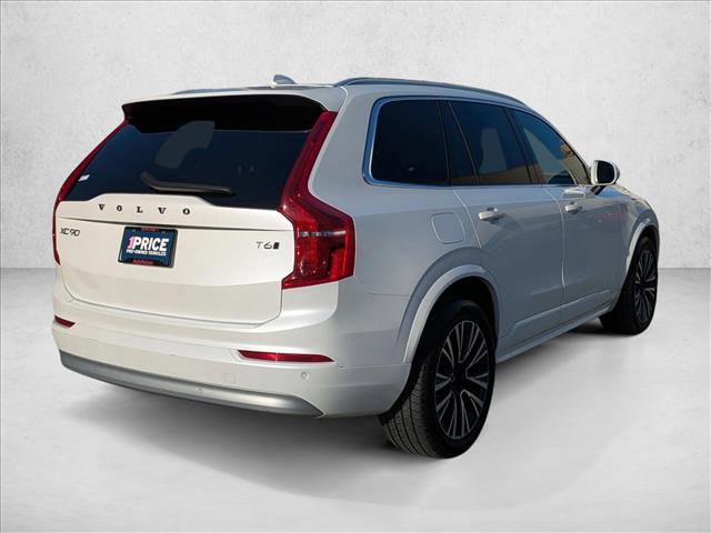 Used 2022 Volvo XC90 T6 Momentum w/ Advanced Package image 5