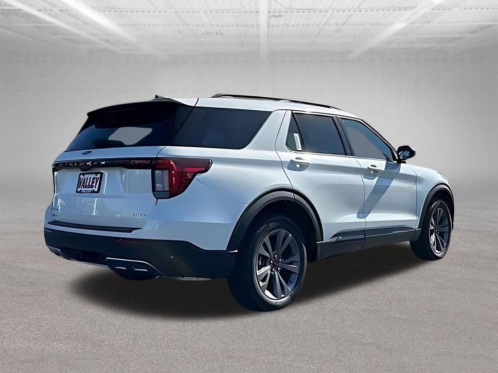 New 2026 Ford Explorer Active w/ Active Comfort Package AWD/4WD image 10