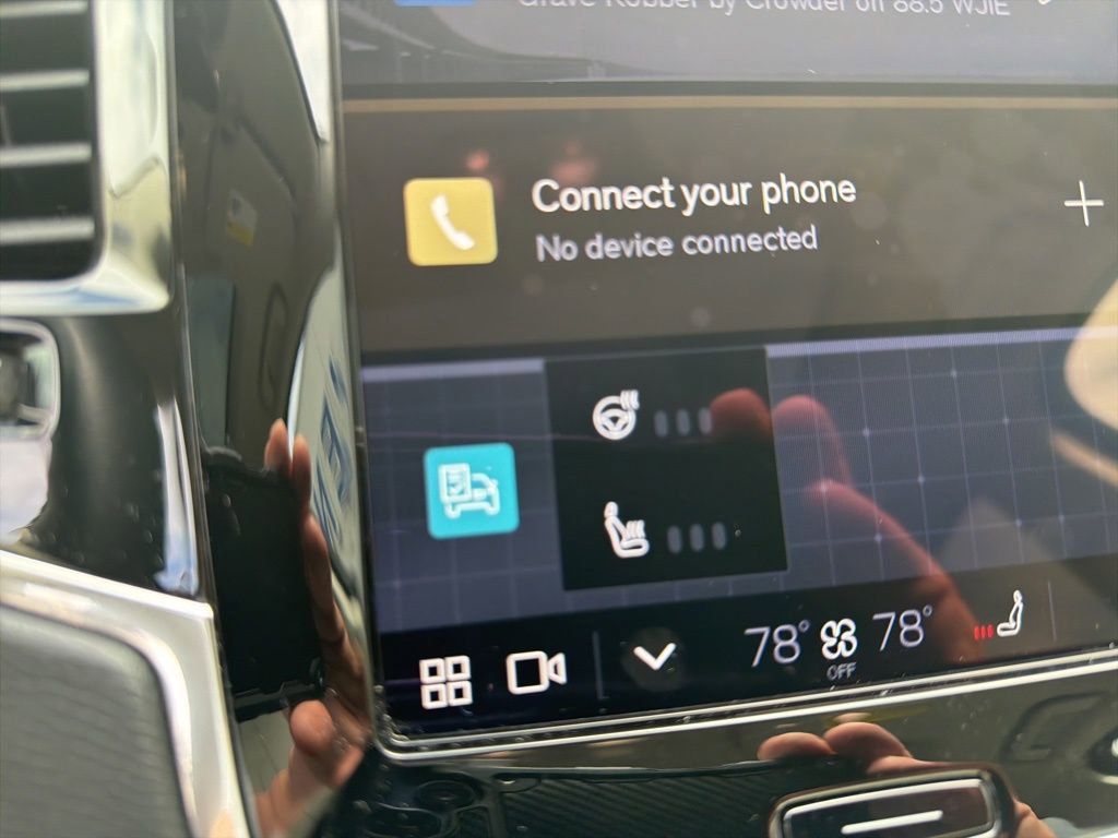 Used 2024 Volvo XC90 T8 Plus image 23