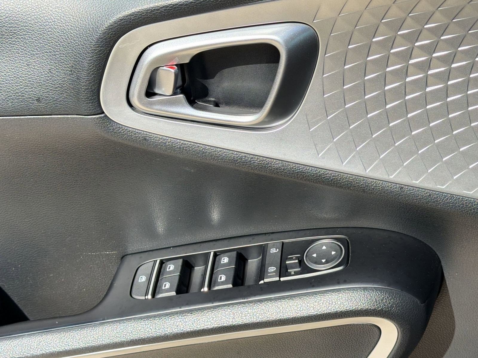 Used 2024 Kia Soul LX w/ Option Group 015 image 13