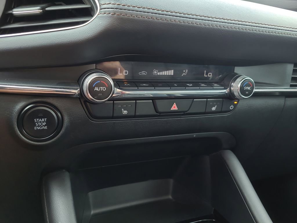 Used 2024 MAZDA MAZDA3 s image 22