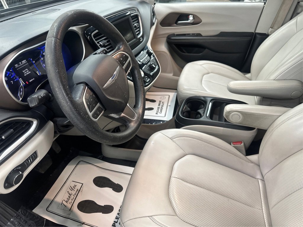 Used 2021 Chrysler Voyager Lxi image 9