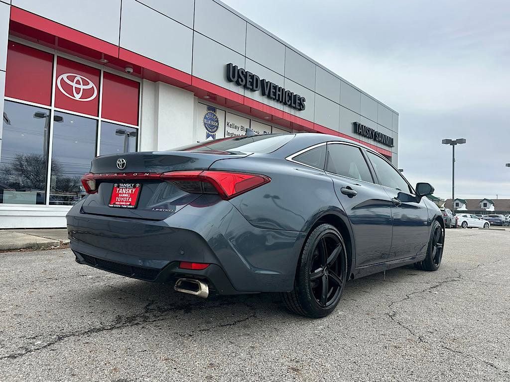 Certified 2019 Toyota Avalon Limited w/ Advanced Safety Package image 5