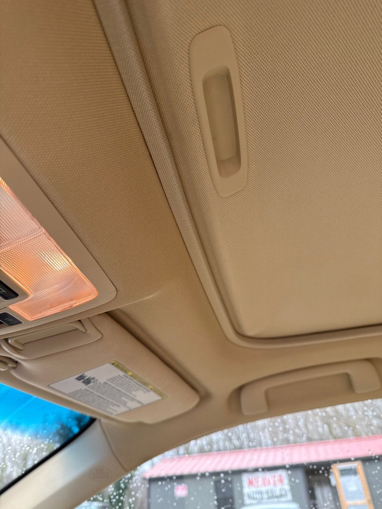 Used 2015 Toyota Camry XLE image 17