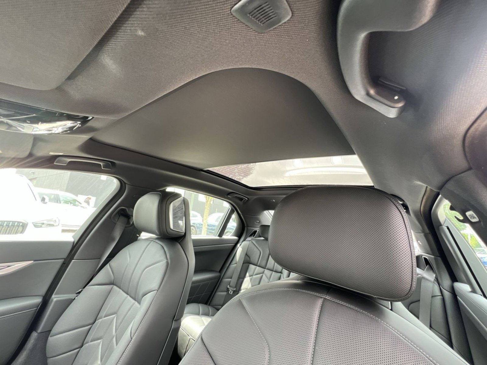 New 2025 BMW 740i xDrive w/ Executive Package image 21