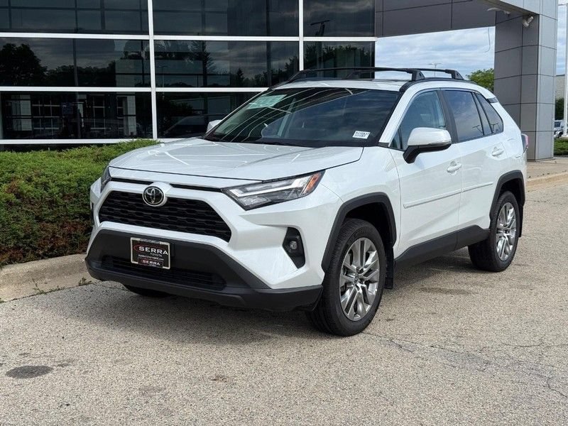 Used 2025 Toyota RAV4 XLE Premium w/ Weather Package AWD/4WD image 7