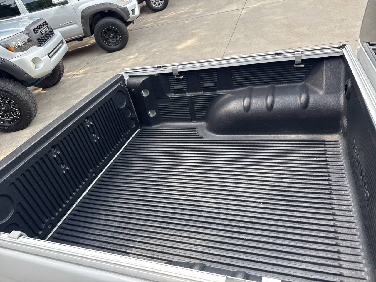 Used 2005 Chevrolet Colorado LS w/ Safe And Sound Package RWD image 23