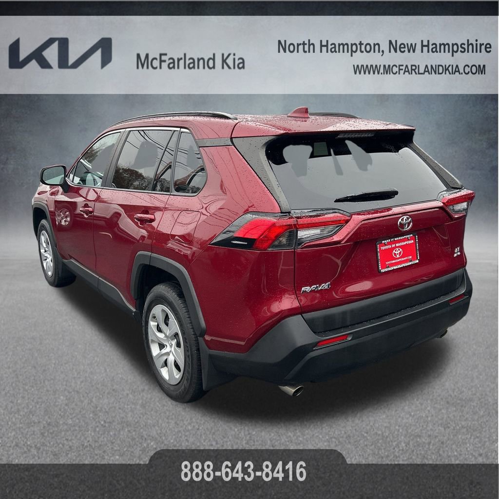 Used 2021 Toyota RAV4 LE image 6