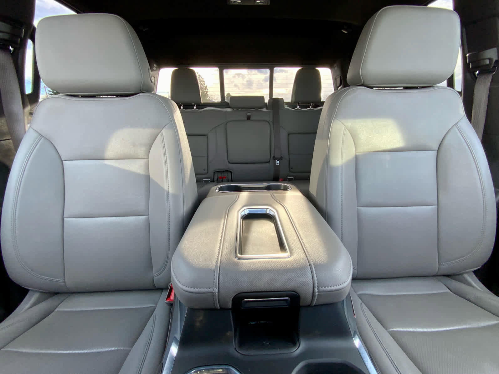 Used 2022 Chevrolet Silverado 1500 LTZ w/ LTZ Premium Package image 37