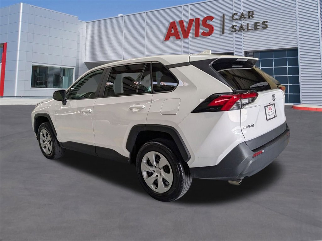 Used 2023 Toyota RAV4 LE image 9
