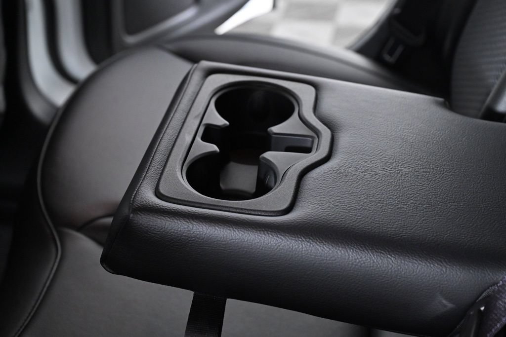 Used 2022 Jeep Compass Latitude FWD image 28