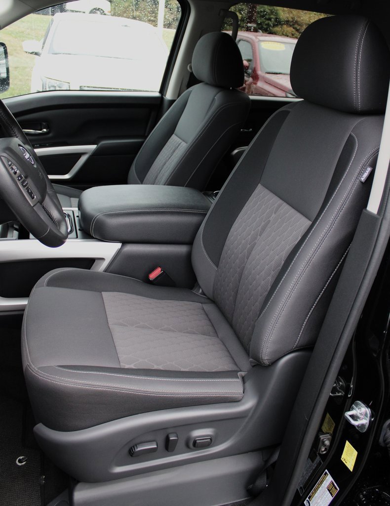 Certified 2024 Nissan Titan SV w/ SV Convenience Package image 21