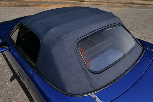 Used 1999 MAZDA MX-5 Miata 10th Anniversary Edition RWD image 31