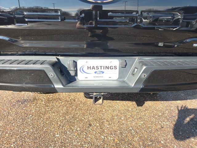 Certified 2022 Ford F150 XLT w/ Equipment Group 302A High image 5