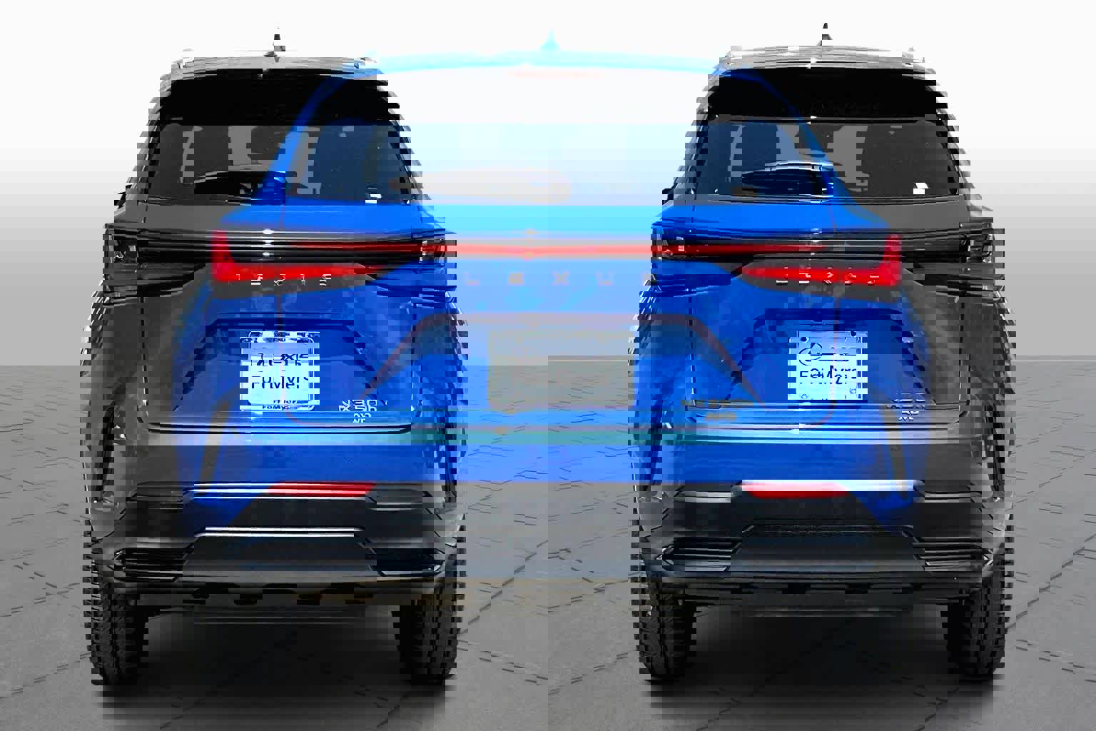 Used 2023 Lexus NX 350h AWD w/ Towing Package (2000 Lbs) image 5