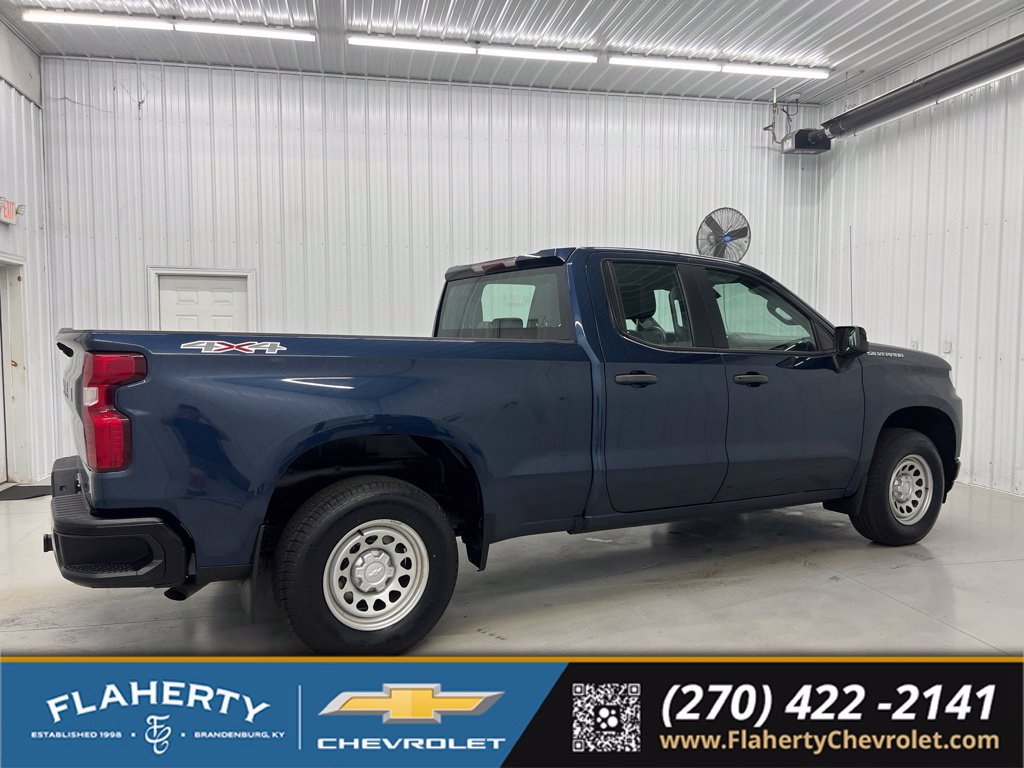 Used 2020 Chevrolet Silverado 1500 W/T w/ Trailering Package AWD/4WD image 2