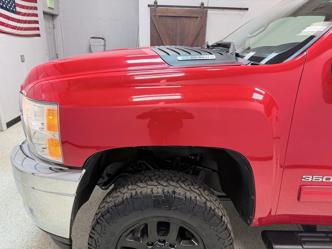 Used 2011 Chevrolet Silverado 3500 LT image 4