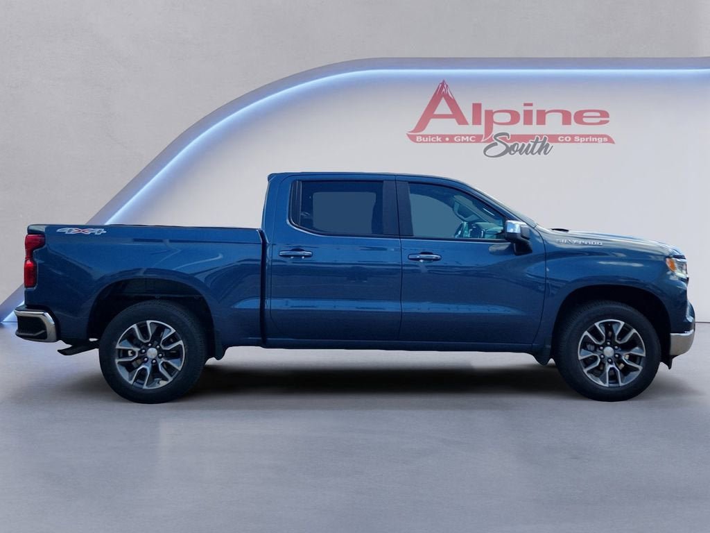 Used 2024 Chevrolet Silverado 1500 LT AWD/4WD image 6
