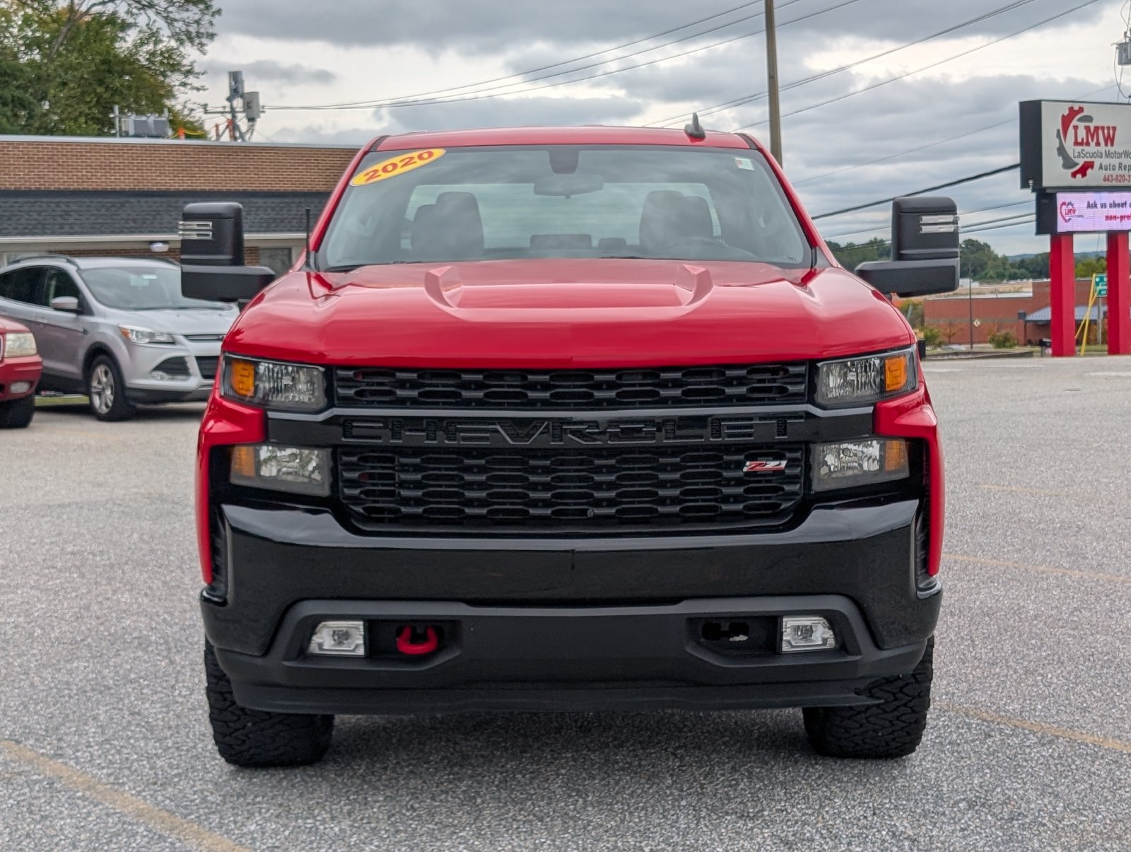 Used 2020 Chevrolet Silverado 1500 Custom Trail Boss w/ Custom Convenience Package AWD/4WD image 8
