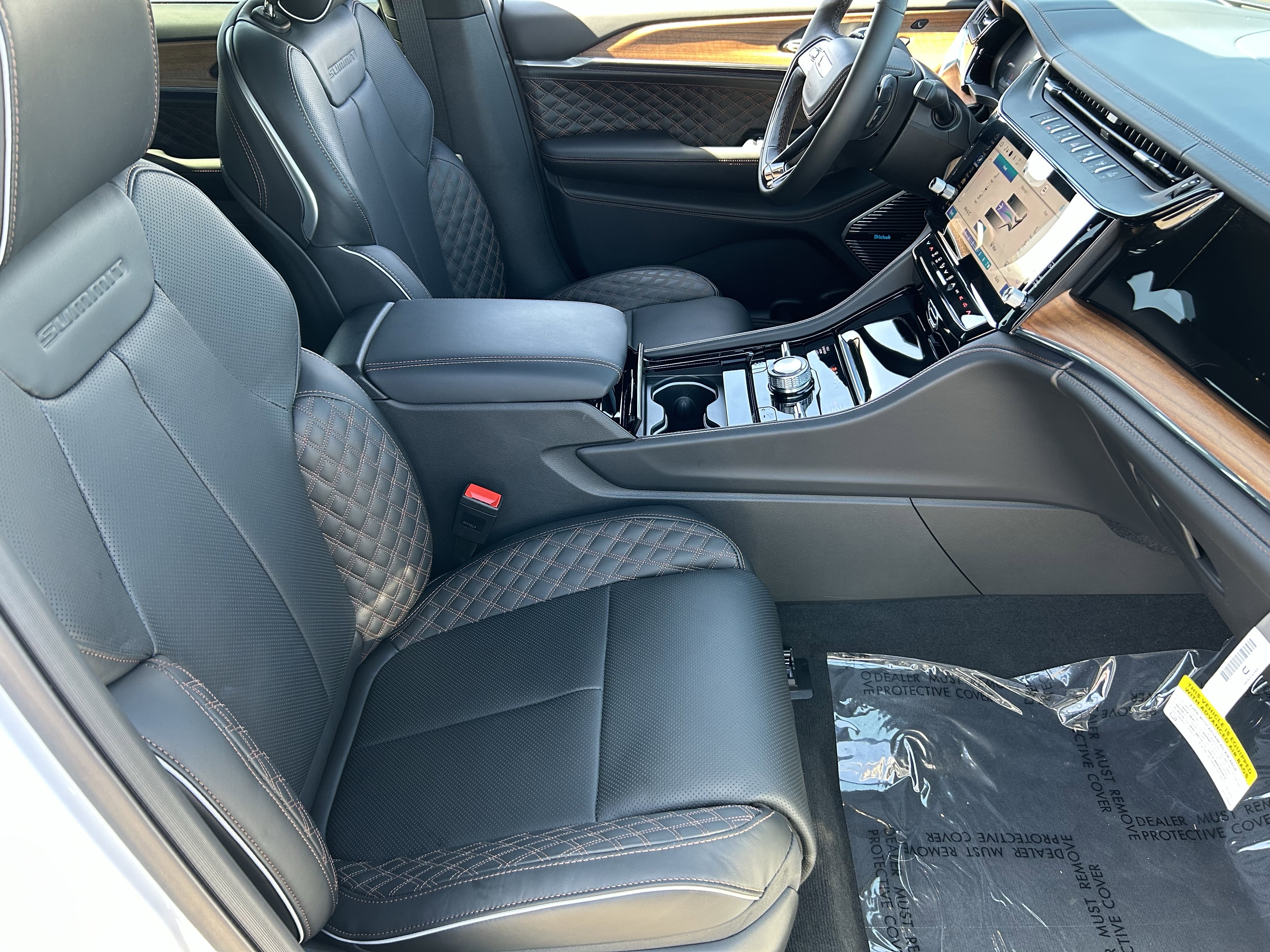 Used 2026 Jeep Grand Cherokee L Summit AWD/4WD image 11