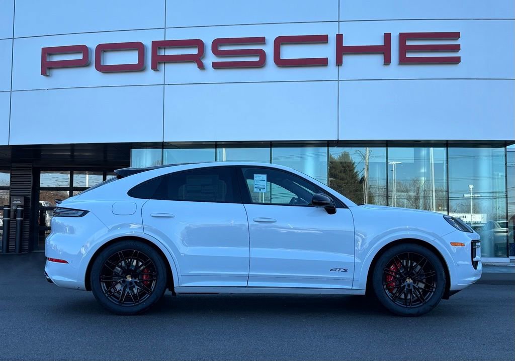 New 2026 Porsche Cayenne GTS image 16