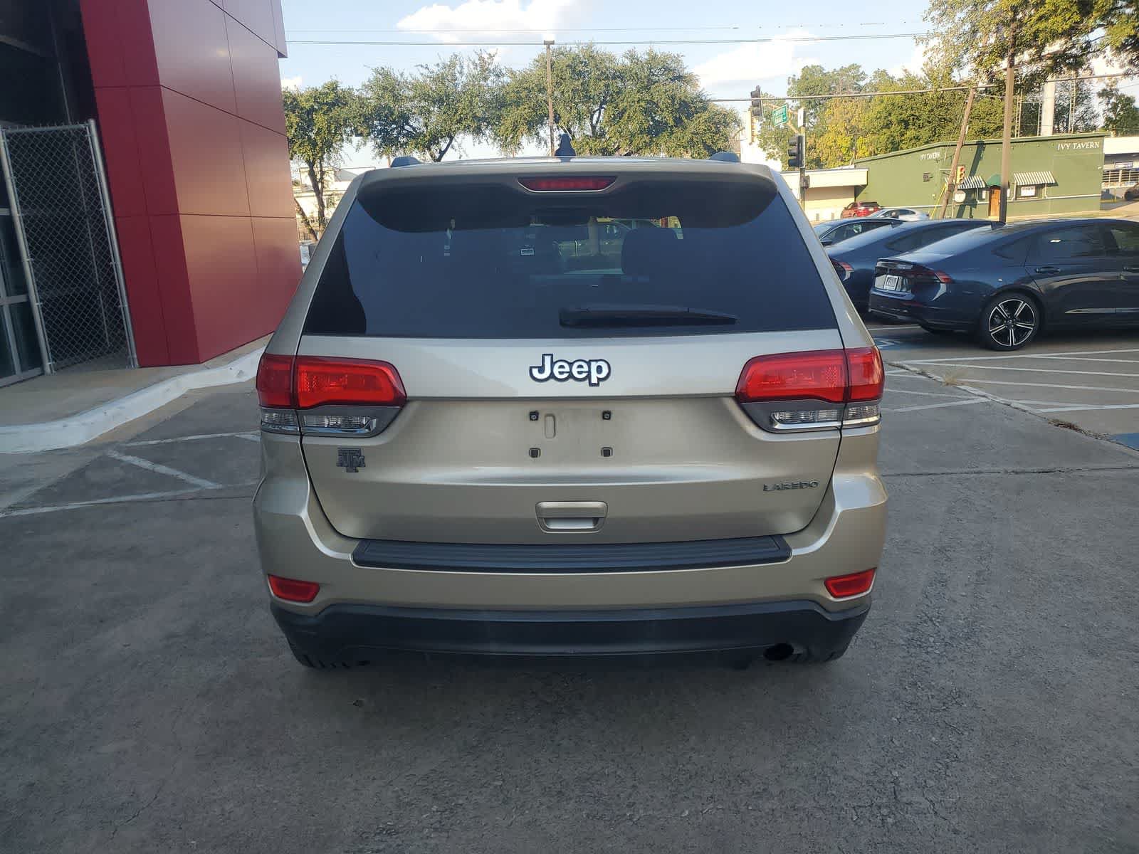 Used 2014 Jeep Grand Cherokee Laredo w/ Quick Order Package 23E RWD image 5